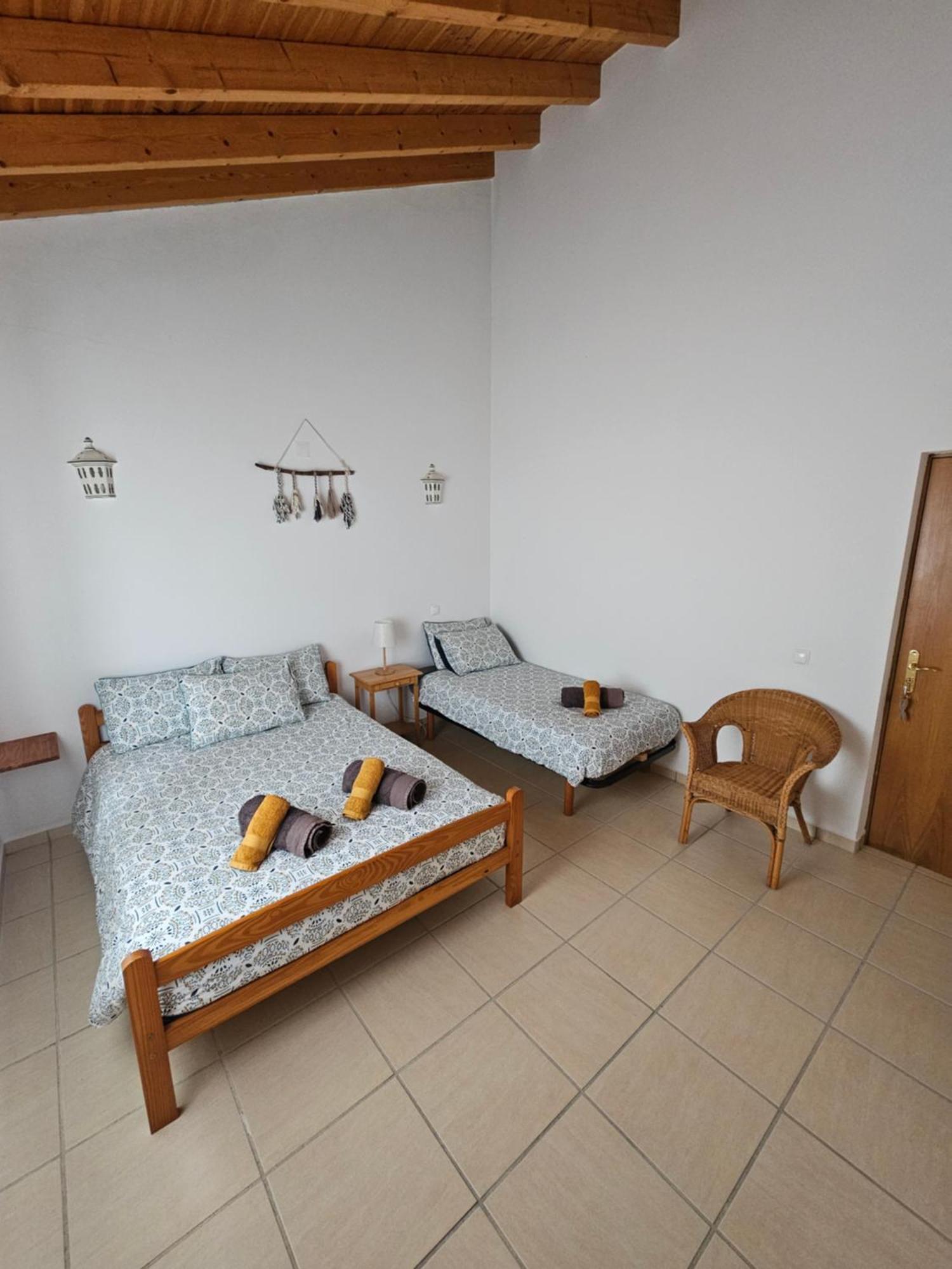 Casa Delbon Guest House Aljezur Ngoại thất bức ảnh